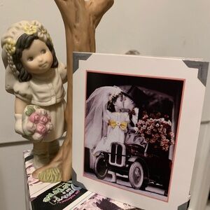 Kim Anderson’s Pretty as a Picture “ I Do “  Figurine